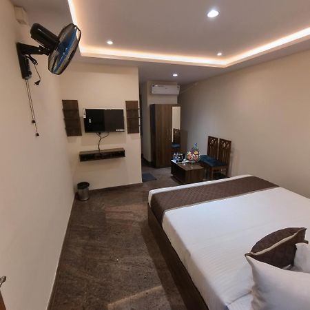 Hotel Olive Leave'S Bangalore Dış mekan fotoğraf